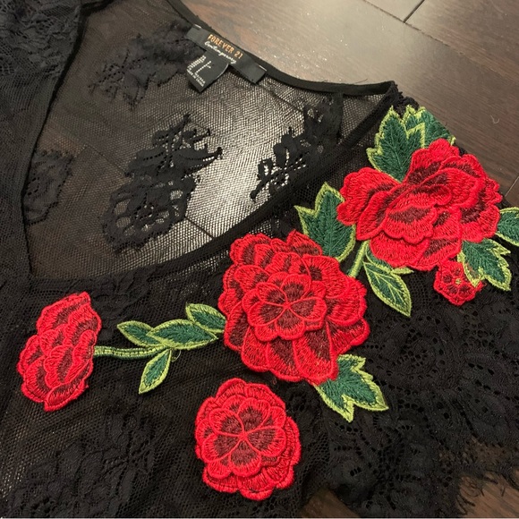 Rose Lace Embroidery Maxi Dress - Picture 3 of 5